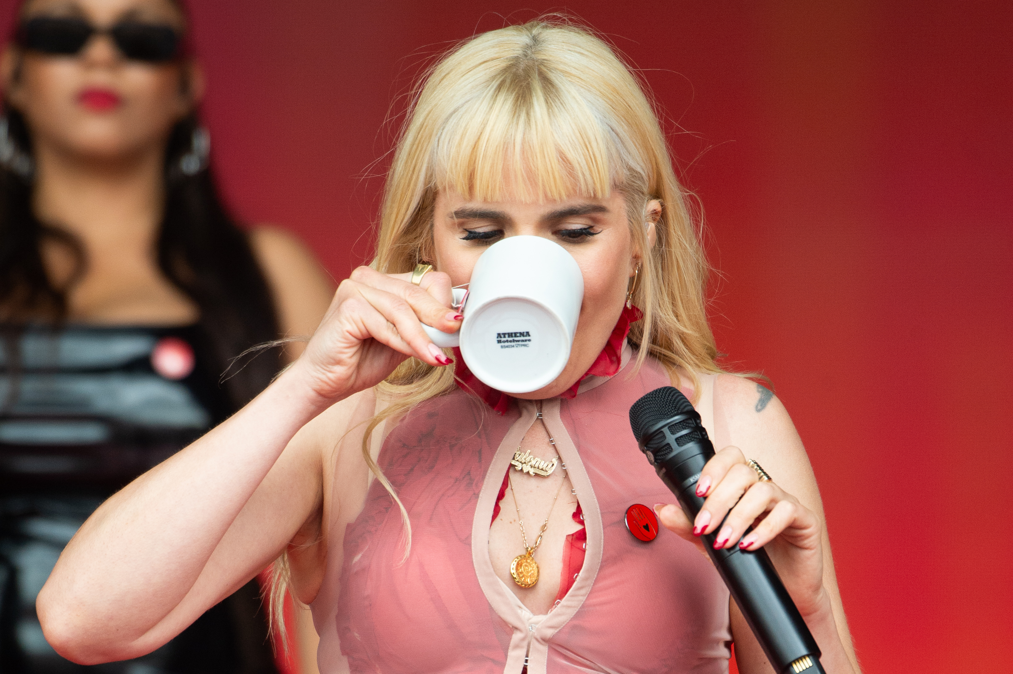 Paloma Faith made a rallying cry for women everywhere when she performed on the Pyramid Stage