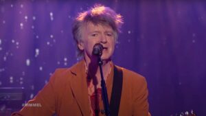 Crowded House Perform “Teenage Summer” on Kimmel: Watch