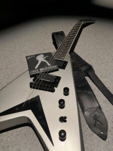 DAVE MUSTAINE Partners With GIBSON For Strap And Strings Collection