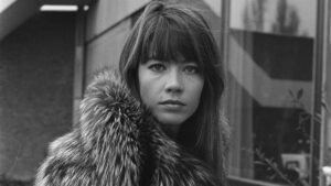Françoise Hardy, French Pop Icon, Dead at 80