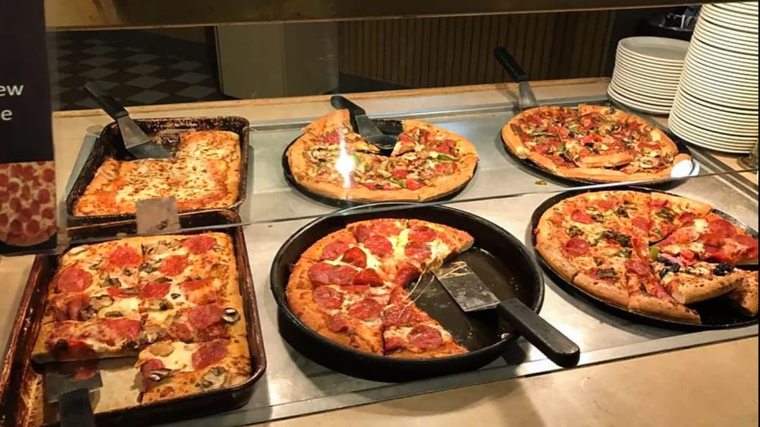 Pizza Hut’s beloved buffet is back and customers are obsessed Cirrkus