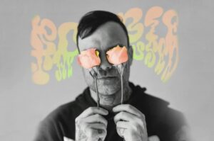 Robbietheused Unveils Wacky Video For 'Just A Little Bit'