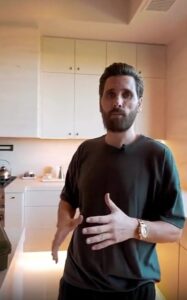 Scott Disick concerned fans with his frail frame in a new social media video