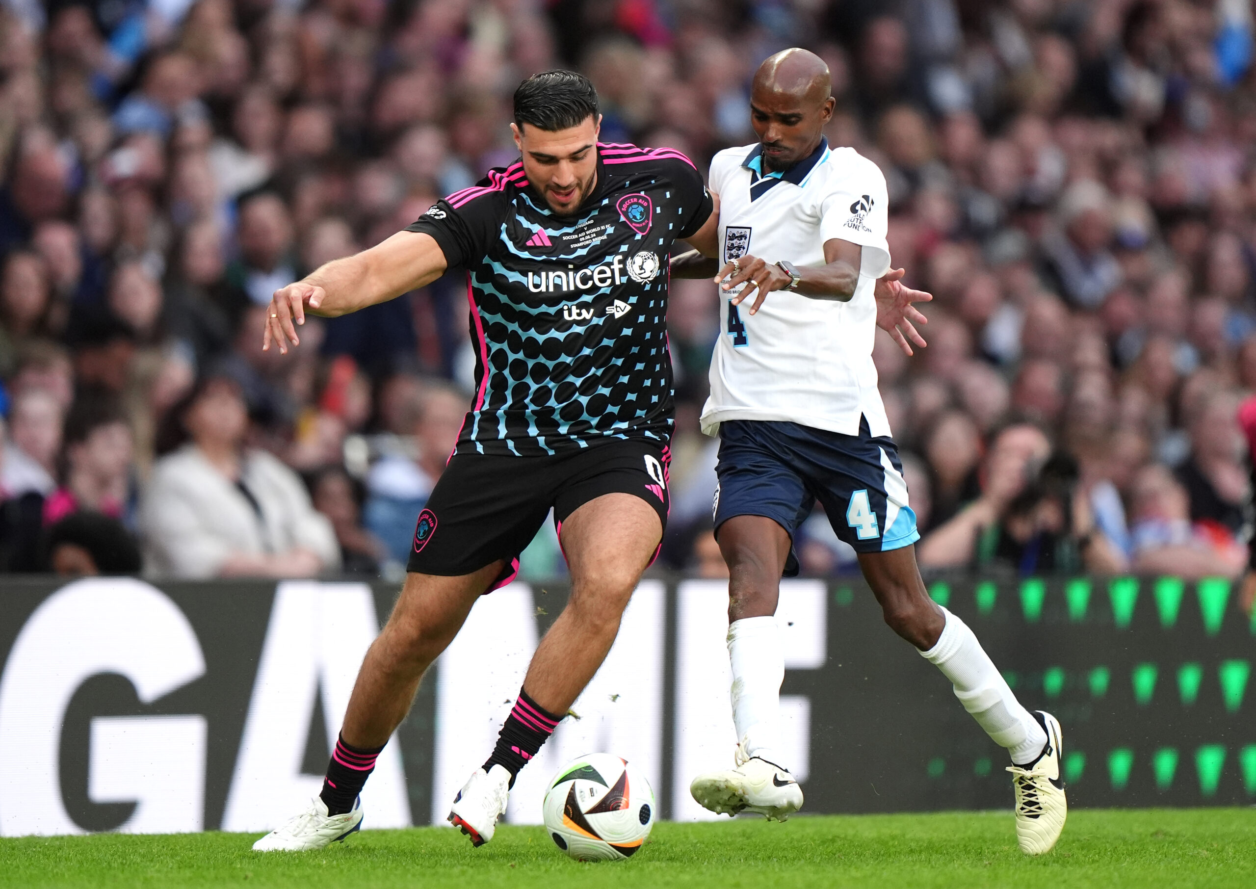 Soccer Aid fans convinced Tommy Fury 'has never watched football' after ...