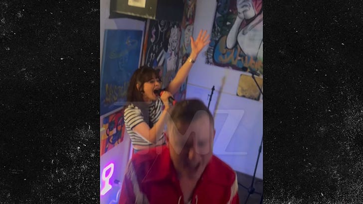 Zooey Deschanel Sings Karaoke Amid Movie Shoot in North Carolina