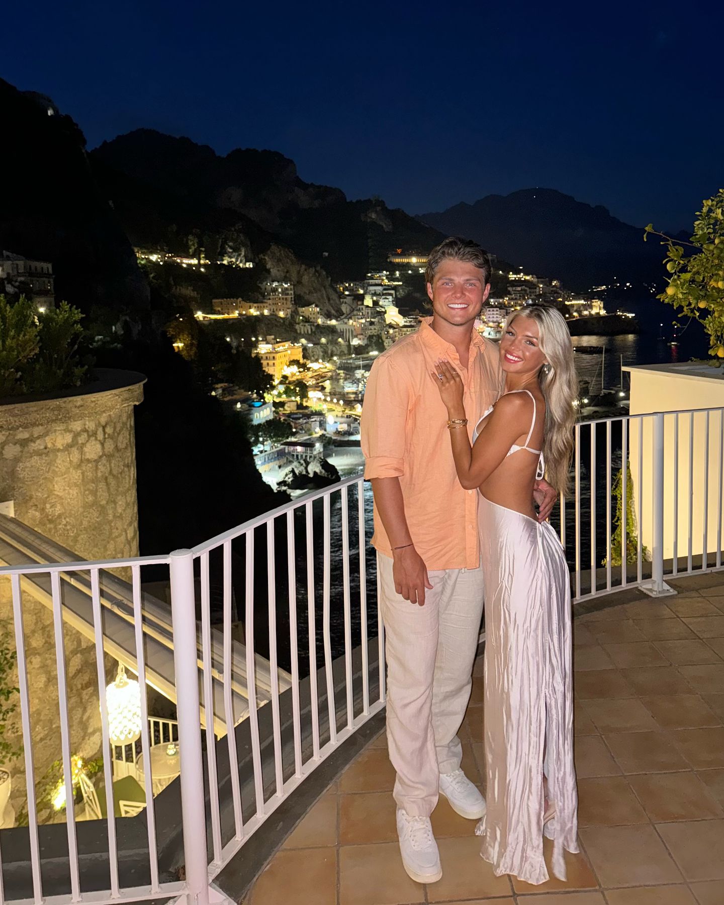 The loved-up couple are in picturesque Italy