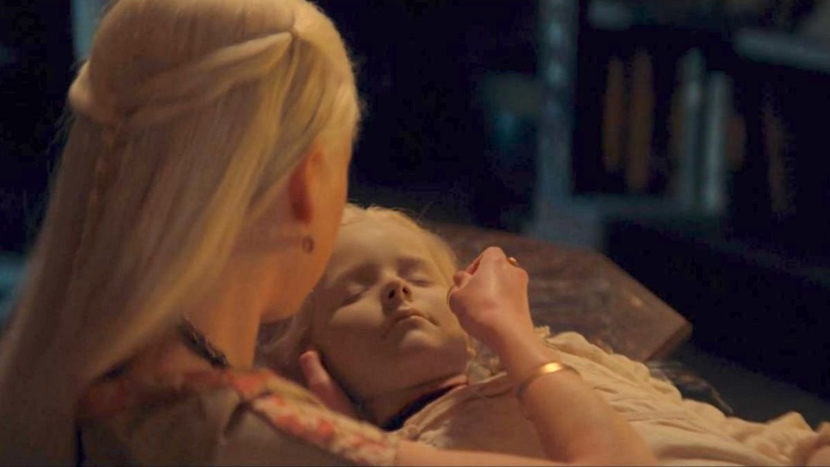 Milly Alcock House of the dragon season 2 cameo as young Rhaenyra Targaryen with Jaehaerys