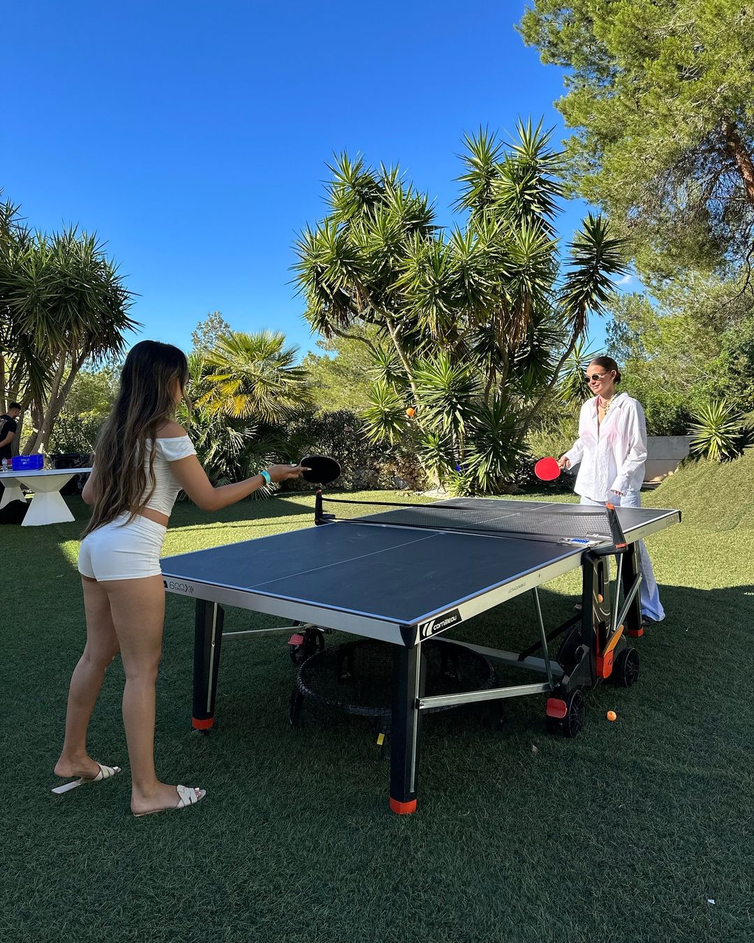 In this  post, she showed off her ping-pong table