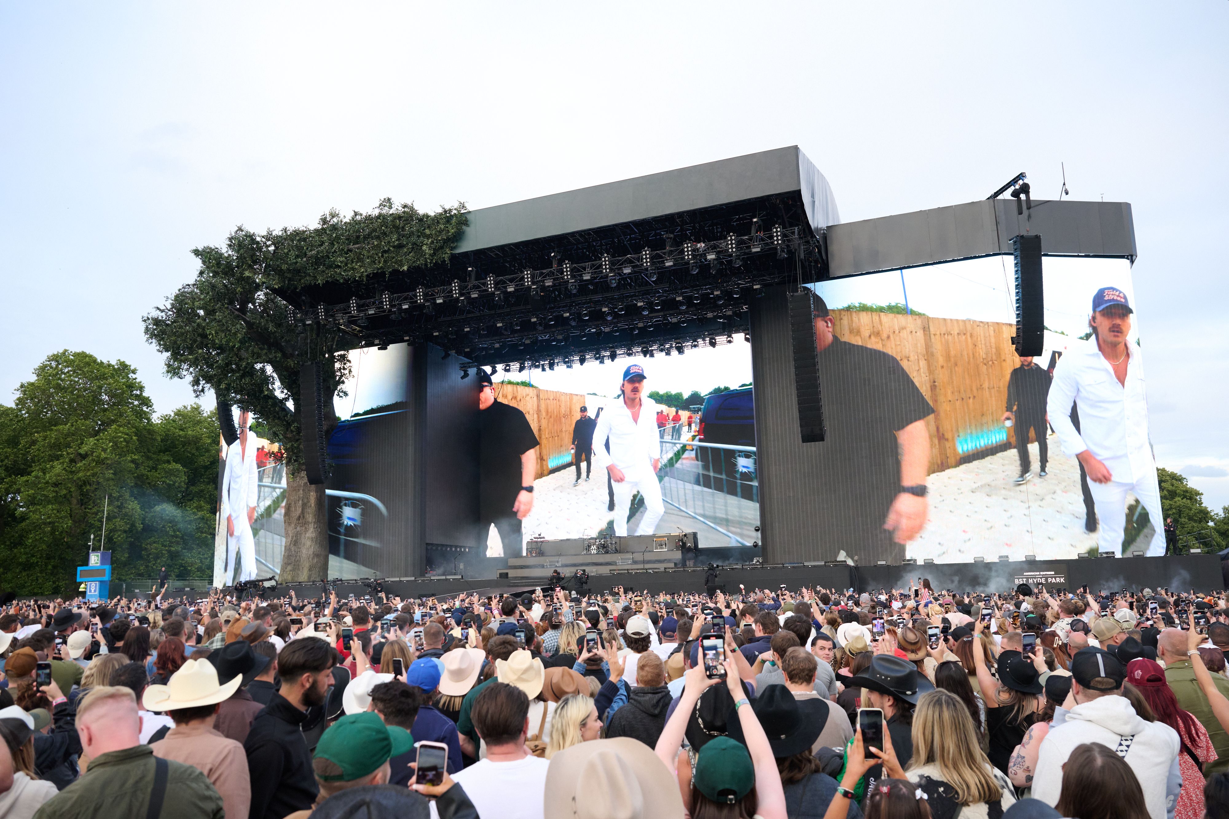 The Nashville man dressed all in white for the big gig