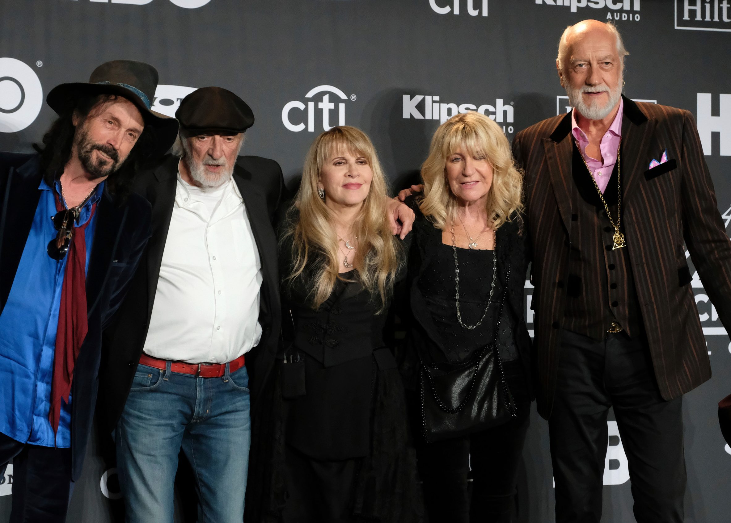 Mike Campbell, John McVie, Stevie Nicks, Christine McVie and Mick Fleetwood