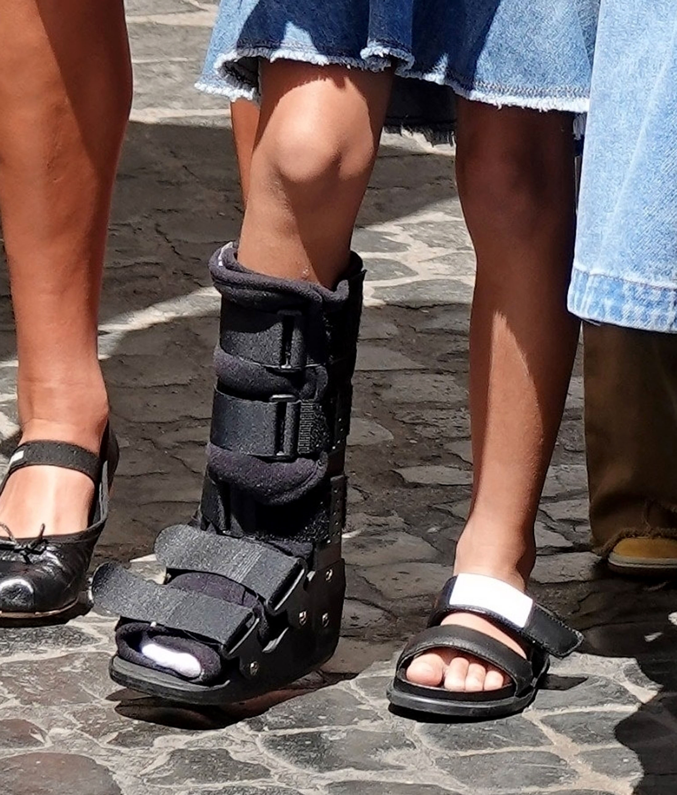 Fans also noticed Kylie Jenner's daughter Stormi was wearing a walking boot