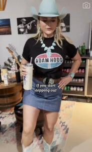 Miranda Lambert sang about alimony in a new Instagram video just weeks after her husband, Brenda McLoughlin, grinded on another woman