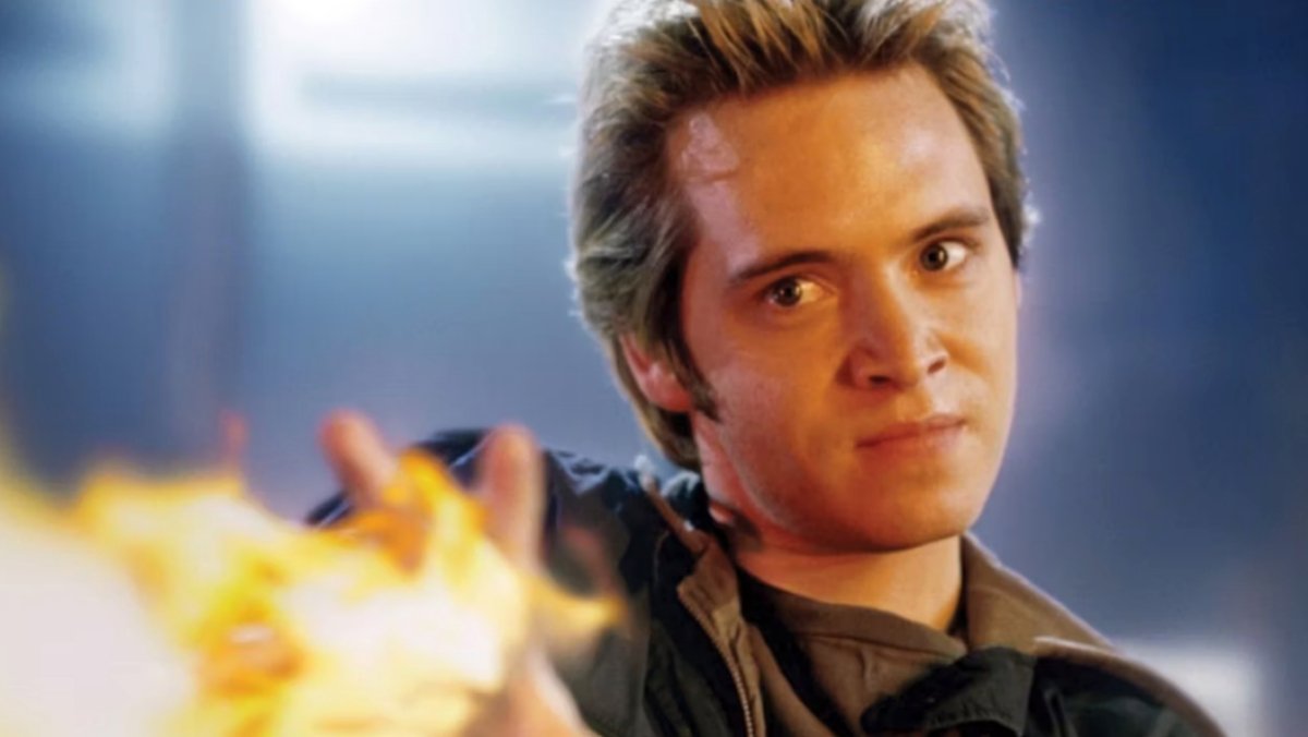 Aaron Stanford as Pyro in X3 X-Men the Last Stand