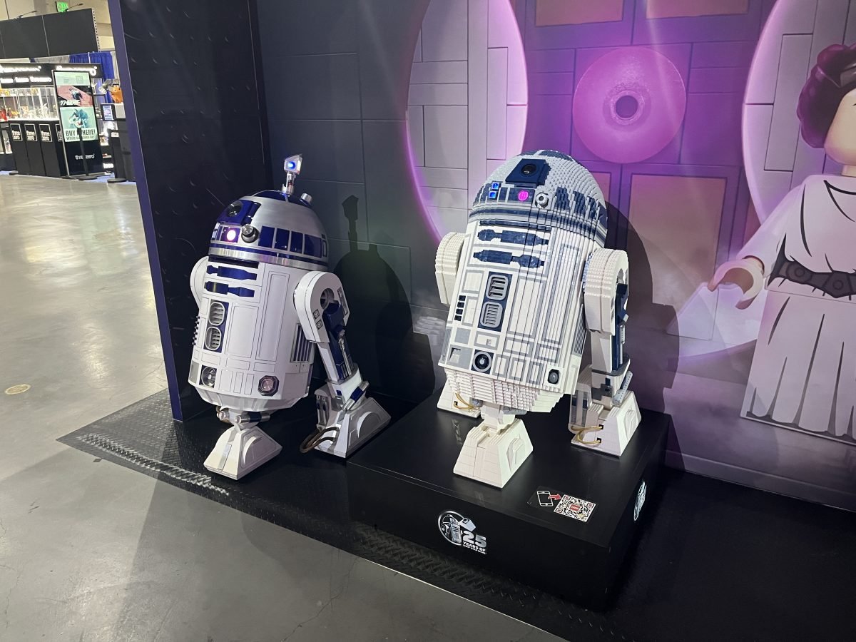 Lego star wars life-size rd-d2 with real r2-d2
