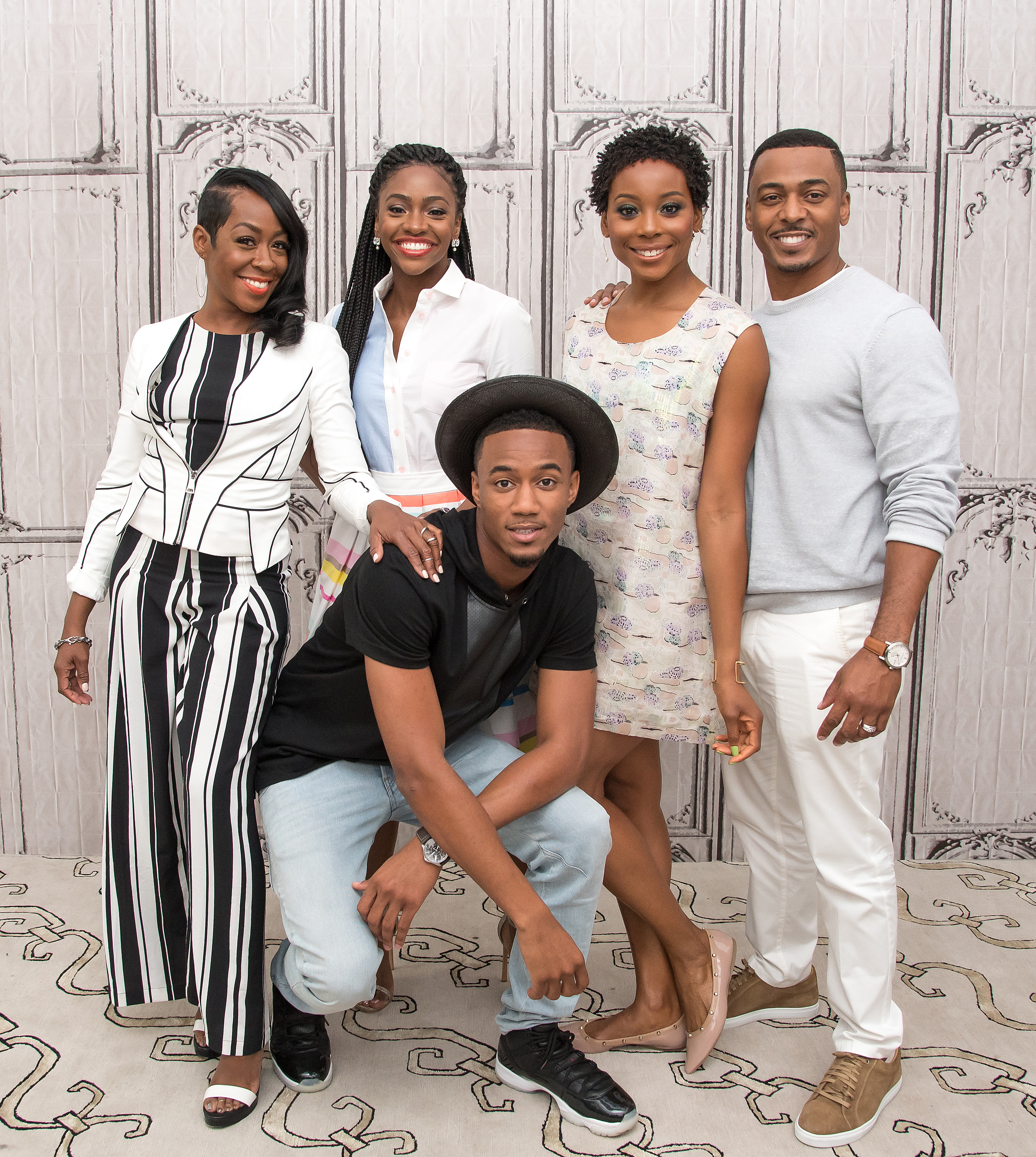 Tichina Arnold, Teyonah Parris, Jessie T. Usher, Erica Ash, and RonReaco Lee attend the AOL Build Speaker Series to discuss Survivor’s Remorse in 2016
