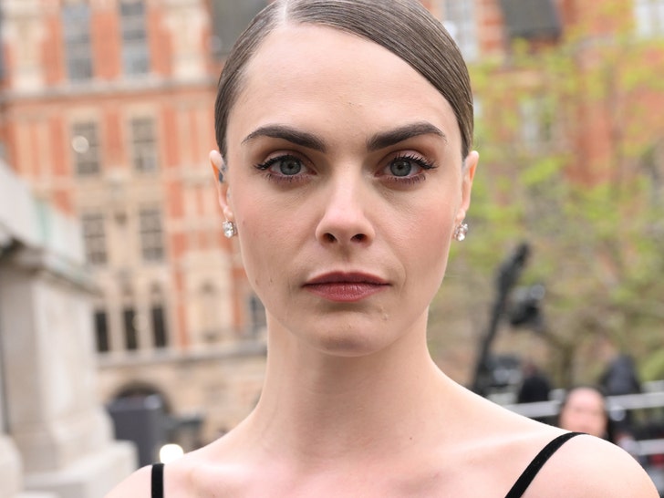 Cara Delevingne dice que el incendio de su casa la habría enviado a una espiral si no estuviera sobria