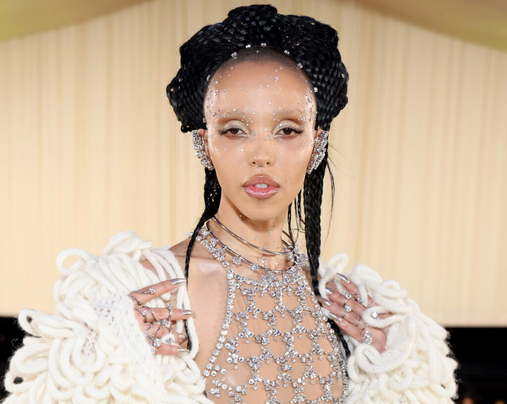 FKA Twigs in Workout Gear Shares "Amazing" Rehearsal