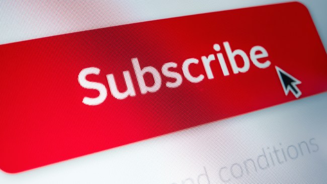 A "subscribe" icon.