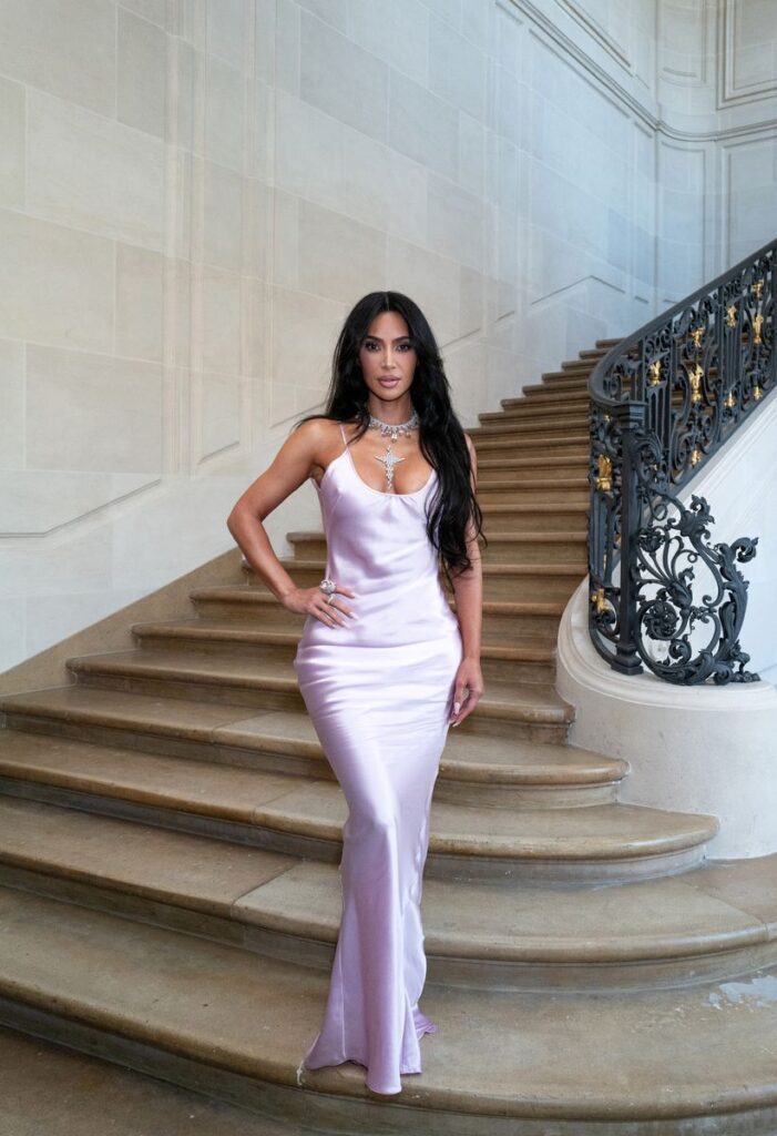 Kim Kardashian attends the Victoria Beckham SS24 fashion show during Paris Fashion Week on September 29, 2023 in Paris, France.
