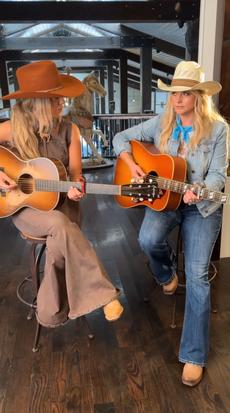 Miranda Lambert and Lainey Wilson singing their new duet