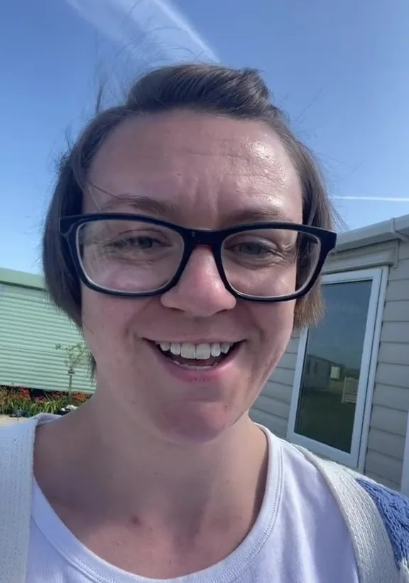 Katie shared that not only does her shower go down to a dribble when families visit the caravan park, but her phone signal is also affected massively too
