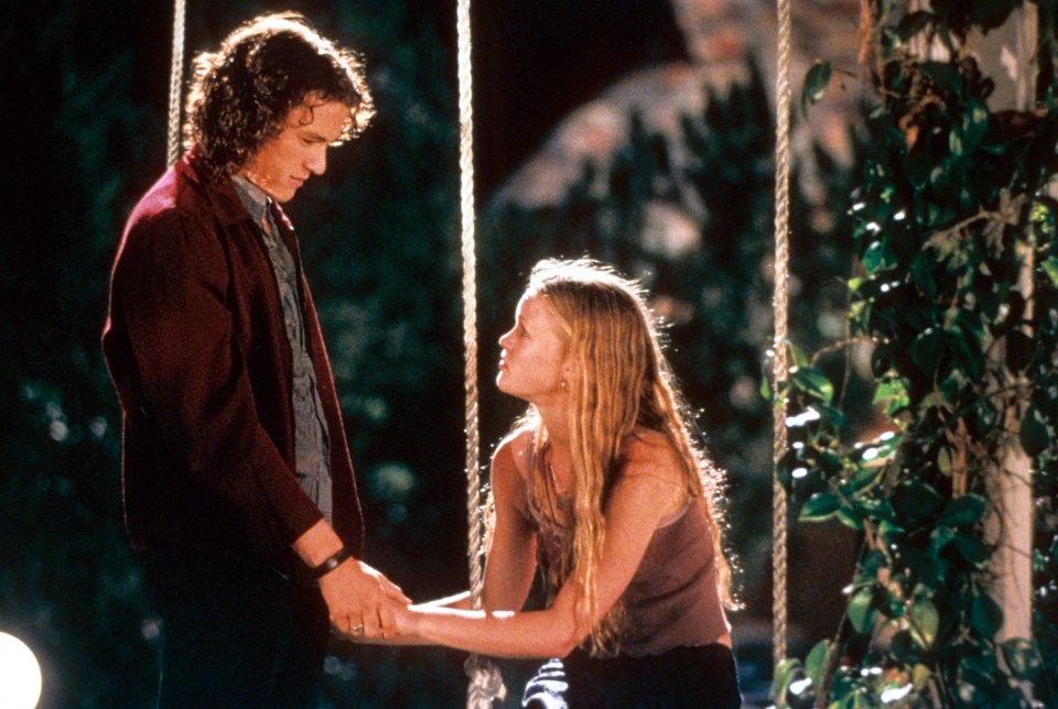The late actor Heath Ledger and Julia Stiles at swing in a scene from the film 10 Things I Hate About You that was released in 1999