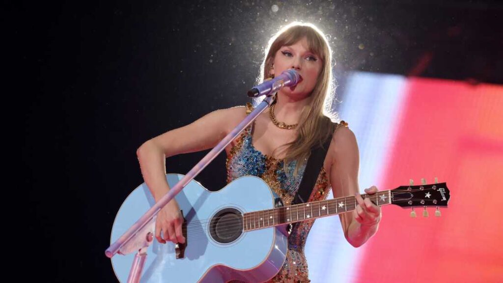 Taylor Swift performs onstage during the European leg of her Eras Tour on July 05, 2024 in Amsterdam, Netherlands.