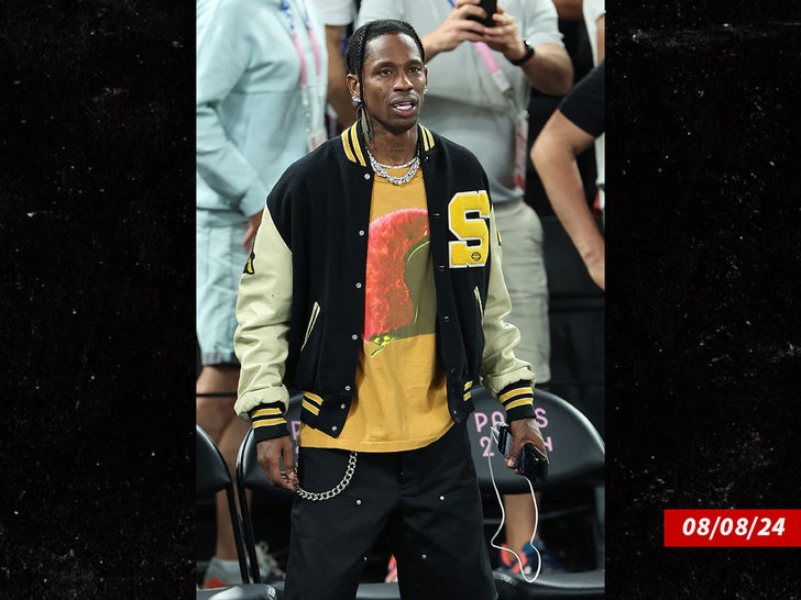 travis scott at usa basketball game sub