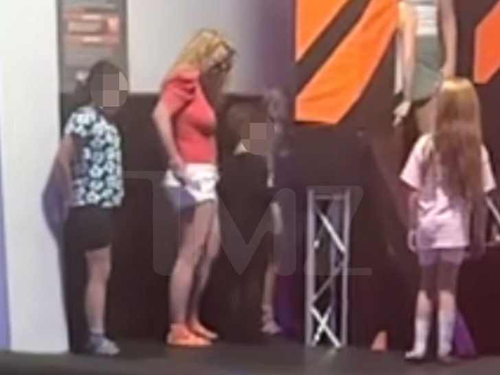 britney spears at kids zone with kids