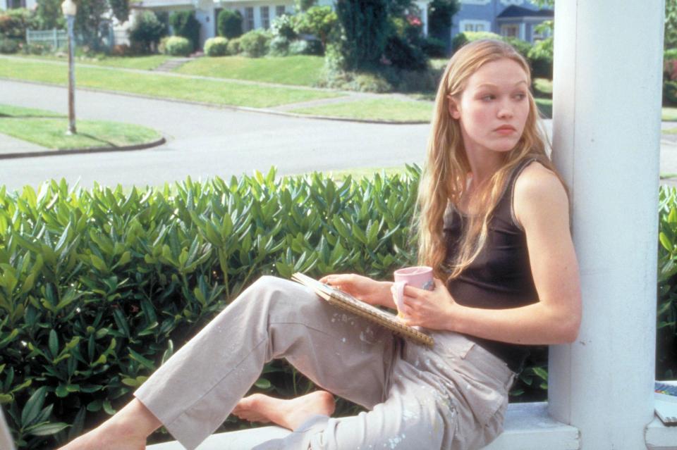 Julia Stiles earned a legion of millennial fans for her turn as Kat Stratforn in the 1999 film 10 Things I Hate About You