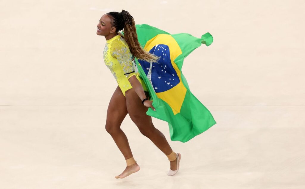 Electrifying! Rebeca Andrade makes history and wins gold in floor final at the 2024 Paris Olympics