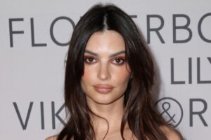 Emily Ratajkowski gets close to Shaboozey at NYC party as stars are seen for first time together after dating rumors