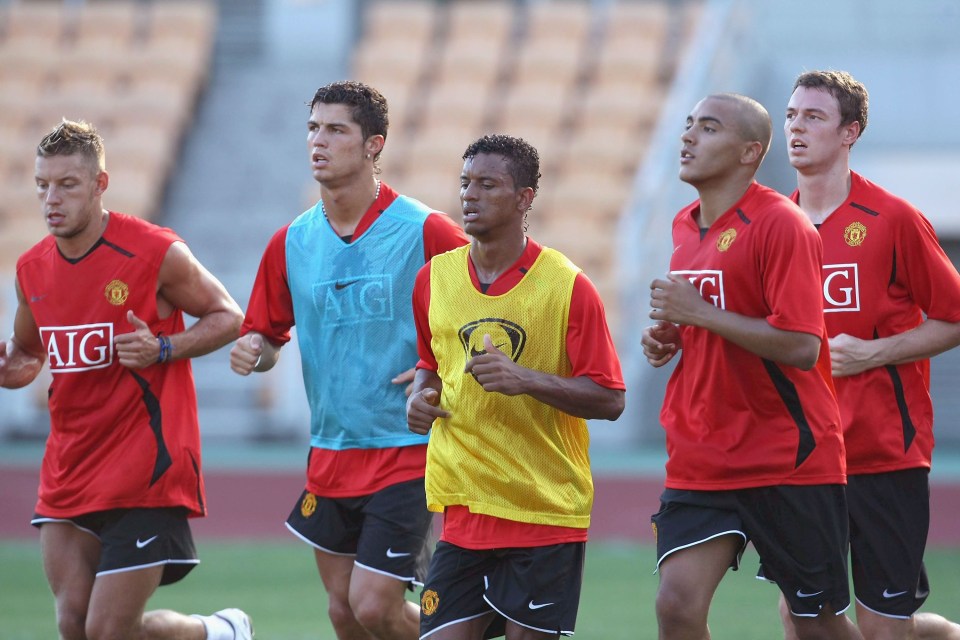 Alan Smith, Cristiano Ronaldo, Nani, Danny Simpson and Jonny Evans in 2007