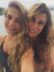 Andréa Sunshine with her 28-year-old daughter, Jannah, the pair are often mistaken for sisters