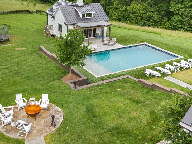 Jay Cutler Sells Tennessee Home He Shared with Kristin Cavallari