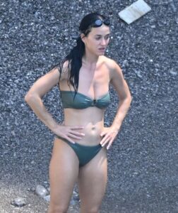 Katy Perry looked incredible in a green bikini on holiday