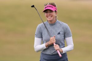 Paula Creamer in Two-Piece Workout Gear Launches New Look