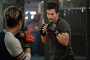 Halle Berry and Mark Wahlberg in 'The Union'