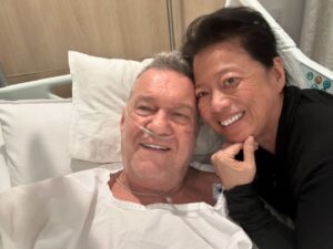 Rock star Jimmy Barnes has told fans he's cancelled his tour as he shared a photo with wife Jane from hospital