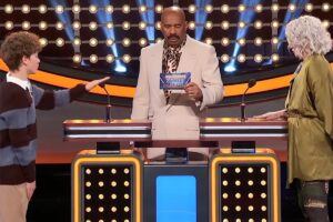 Celebrity Family Feud