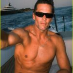 Tom Brady shirtless selfie