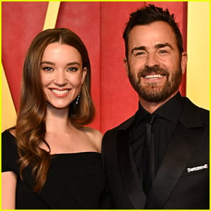 Justin Theroux Is Engaged to Nicole Brydon Bloom, She Reveals Engagement Ring on Red Carpet