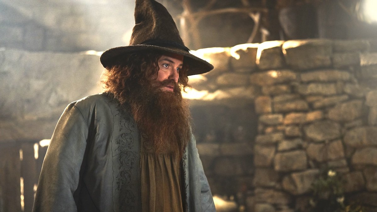 Rory Kinnear as Tom Bombadil with his beard and hat up close on The Rings of Power