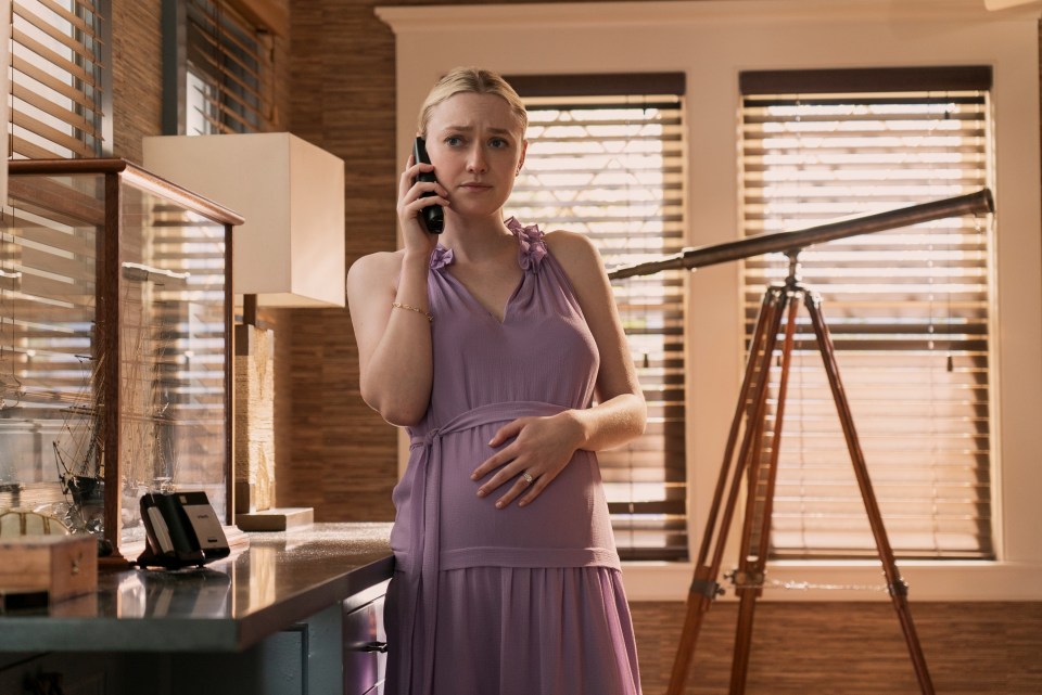 Dakota Fanning as Abby Winbury in Netflix's The Perfect Couple