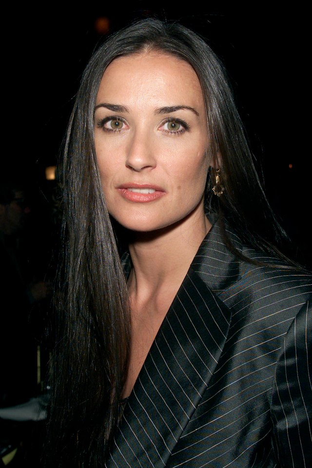 Fans said she had barely aged a day (pictured here in 2001)