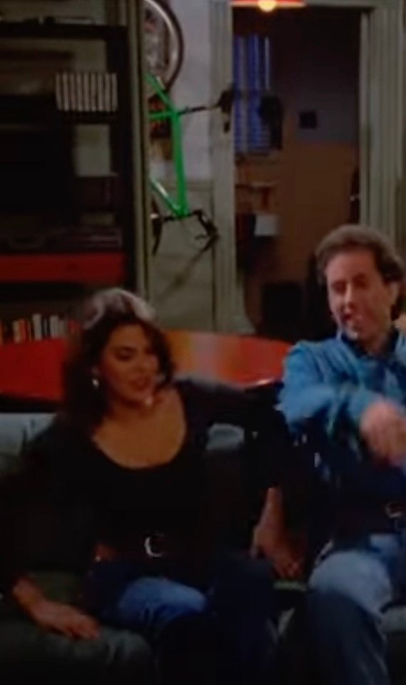 Terri Hatcher appears alongside actor Jerry Seinfeld, playing the role of his girlfriend in a 1993 episode of Seinfeld