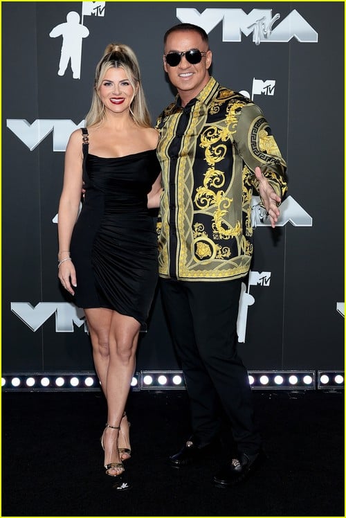 Mike Sorrentino and wife Lauren at the MTV VMAs 2024