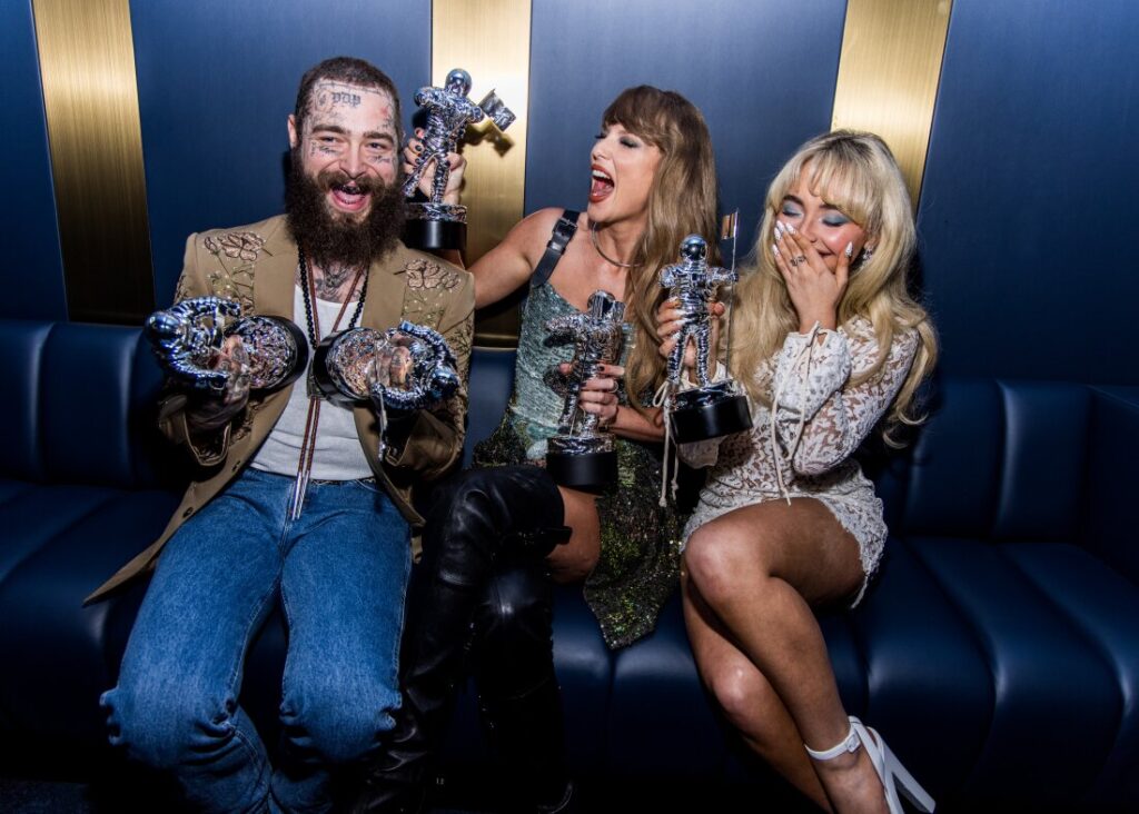 (L-R) Post Malone, Taylor Swift and Sabrina Carpenter are seen backstage at the 2024 MTV Video Music Awards at UBS Arena on Sep. 11, 2024 in Elmont, New York.