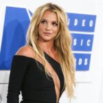 Britney Spears wearing a Julien MacDonald dress, H Stern jewels, and Christian Louboutin shoes arrives at the 2016 MTV Video Music Awards