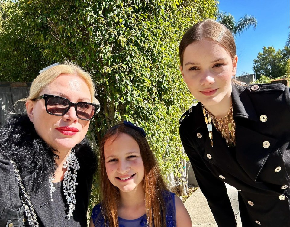 Alice with her two girls